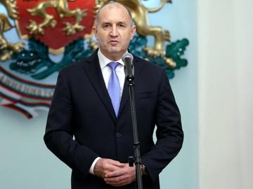 Радев поиска КС да обяви за нищожен отказа на Киселова НС да реши за референдума