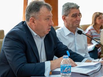 Кметът Христов каза, че работи по смяна на собствеността на Хиподрума.