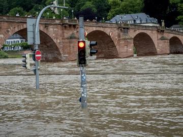 Хиляди са евакуираните в Южна Германия заради наводненията през уикенда