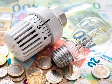 Токът поскъпва средно с 3%, топлата вода - с 4,6% от 1 юли