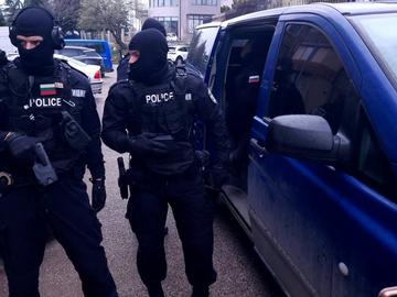 Столичната полиция спипа мъж с прякор Шмекера с наркотици в поршето