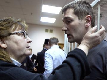 Русия обяви за издирване брата на Навални, започва ново наказателно дело срещу него