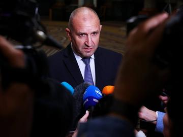 Румен Радев с второ вето за отнетия му от депутатите контрол върху службите