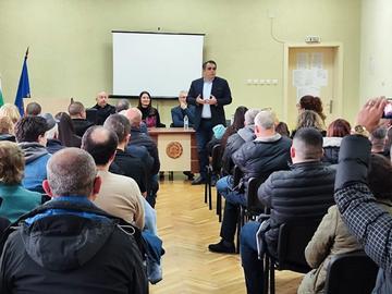 Асен Василев: Докато страната се управлява по телефона, няма да бъде нормална