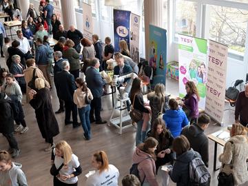 „Панаир на професиите“ представя възможностите за обучение и кариера в Шумен