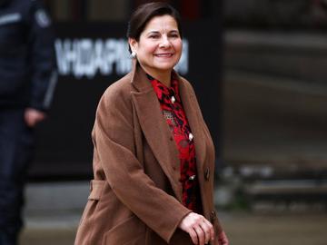 Последният от "домовата книга" каза "да": Йотова избира служебен премиер сред петима