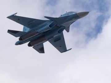 Руски изтребител Су-30 се разби в Карелия, екипажът е загинал