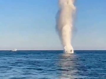 Фрагмент от дрон с експлозив изплува край румънския бряг