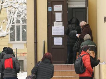 Над 2,4 млн. българи са извън икономиката, бизнесът отчита недостиг кадри