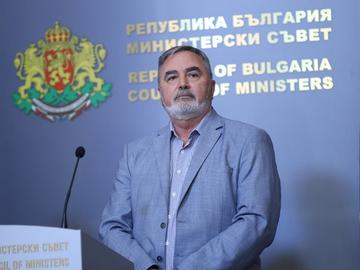 Не се очаква масово разпространение на коклюш при хората в по-напреднала възраст, заяви главният държавен здравен инспектор Ангел Кунчев