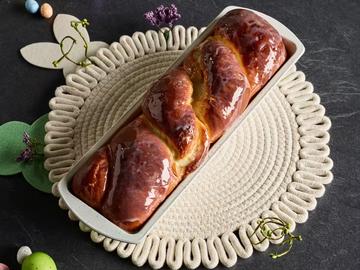 Великденски козунак без компромиси: направете го сами или се доверете на Пекарна №1*