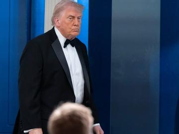 Тръмп: Иран току-що ни информира, че е в състояние на колапс