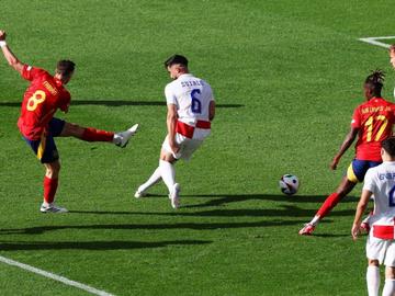 Млада и мощна Испания нокаутира Хърватия в Берлин с три бързи гола