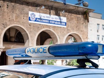 Нарязаха гумите на Кайен заради паркомясто