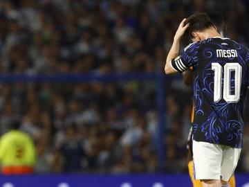 С гол и сълзи на очи: Лионел Меси си взе сбогом в последния мач пред родна публика