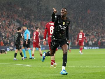 Шампионска лига: Атлетико изхвърли Барса, а ПСЖ - Ливърпул