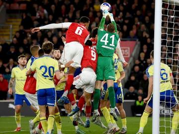 Арсенал катастрофално отпадна за Купата срещу втородивизионен отбор