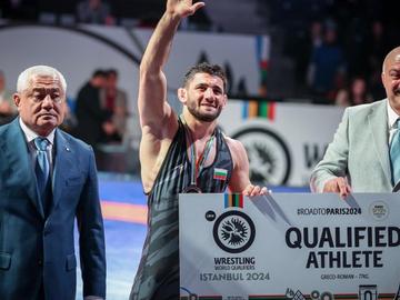 Айк Мнацаканян донесе трета олимпийска квота за българската борба