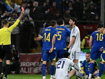 Босна и Херцеговина победи Италия след дузпи и се класира на Световното първенство по футбол
