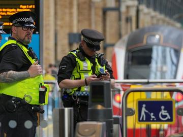 Великобритания предприема радикална реформа за ограничаване на миграцията