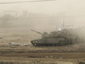 Израел започна нова военна операция "с голяма сила" в Газа