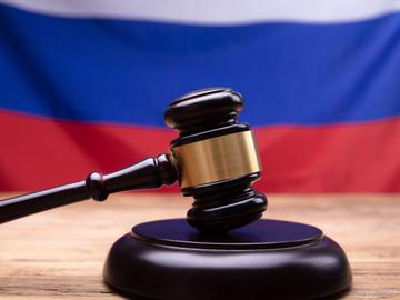 Руска журналистка бе осъдена на 12 години затвор заради връзки с опозиционна организация