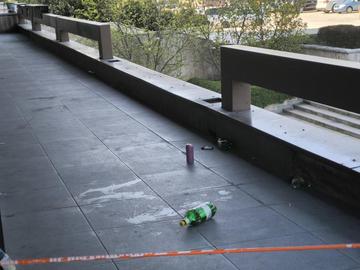 Отпадна версията, че падналото момче от перилата на НДК е бутнато от свои връстници