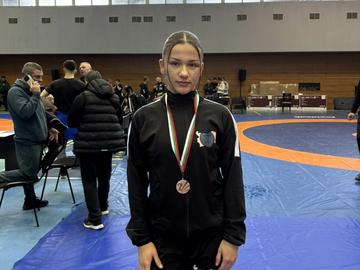 Айсу Исмаилова.