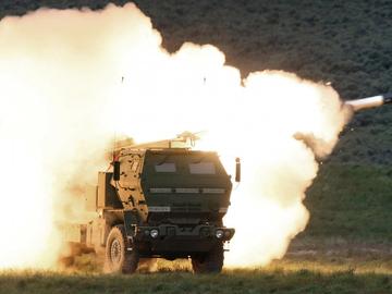 Турция се готви да продаде на Киев ракети ATACMS, системи HIMARS и хиляди снаряди
