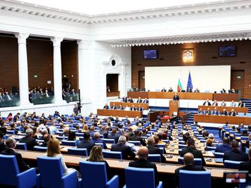 Парламентът удължи с година контрола върху необоснованото поскъпване на стоки и услуги