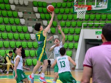 19-годишните баскетболисти на „Шумен“ са втори за купата на БФБ