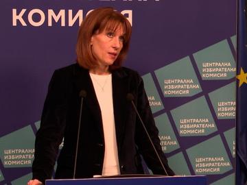 Проблем с машините за гласуване и тяхното сертифициране няма, каза председателят на ЦИК Камелия Нейкова