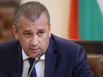 Електронни пътни знаци ще показват кой нарушава правилата и трябва да бъде спрян