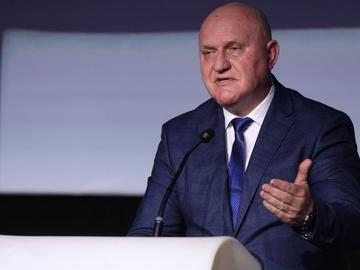 Предлагат по-дълга учебна година заради допълнителните почивни дни