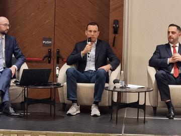 Терзиев обяви строежа на 9 нови паркинга с 2000 места в София