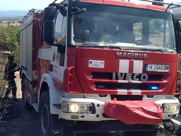 Пожар изпепели покрив и имущество в къща в Мадара