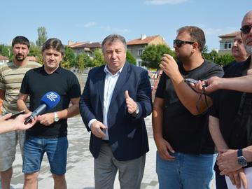 Кметът Христов за ремонтираното локално на „Марица“: Пространството придоби нов облик