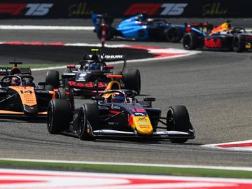 Цолов не взе точки на старта на сезона във Формула 2 след проблеми в Мелбърн