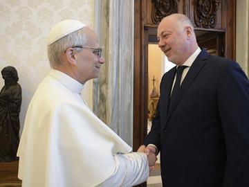 Росен Желязков след аудиенциятa при папа Лъв XIV: Говорихме по темите, свързани с вярата и по актуалния дневен ред