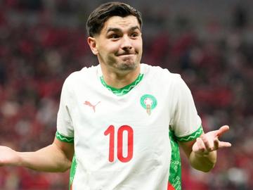 Мароко обезличи слаб Камерун и опази домакинската мечта