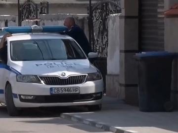 Бивш военен застреля съпругата и внука си, а след това се самоуби