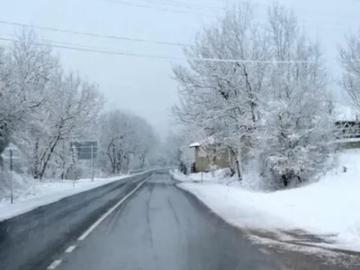 АПИ: Пътните настилки в страната се обработват от 468 снегопочистващи машини