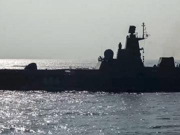 Руска фрегата изстреля сигнални ракети по хеликоптер от НАТО край бреговете на Дания