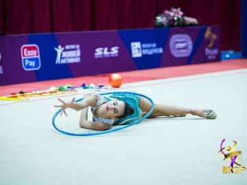 Елвира Краснобаева е шампионка на обръч, Ева Брезалиева взе бронз на топка на Световната купа в Атина