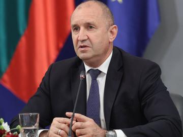 Радев: Министърът на външните работи да подготви отзоваването на посланика ни в ОАЕ
