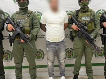 Арестуваха в леглото колумбийския наркобос Кукарачо, карал тонове кока до САЩ