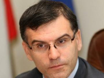Дянков: Неизбежно е увеличение на цените на билетите в София