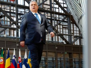 "Вашингтон пост": Кремъл предложил на Орбан мнимо покушение заради падащ рейтинг