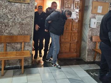 Пуснаха под домашен арест наркобоса Росен Стъкларя след близо 7 часа заседание