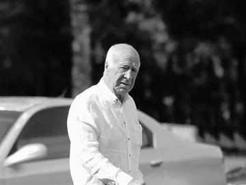 Траур в "Левски" и във футбола ни: Отиде си легендата Кирил Ивков